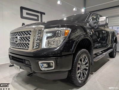 Nissan Titan 2016, photo 2/26
