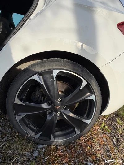 Cupra Leon 1,4 PHEV 180 kW e-HYBRID DSG 2022, photo 7/9