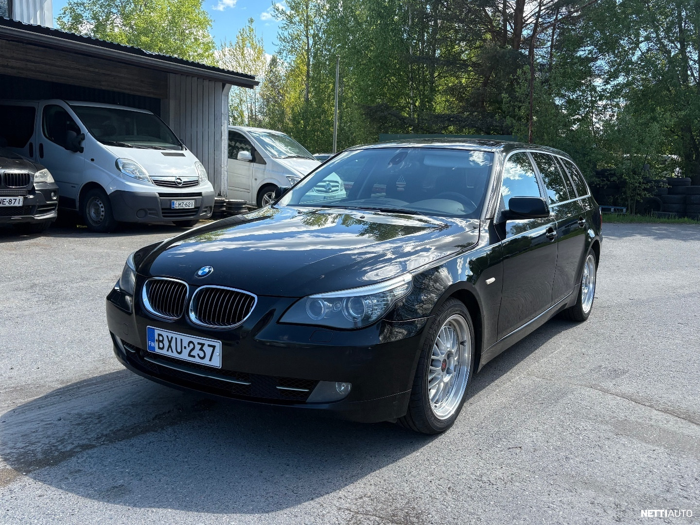 BMW 530