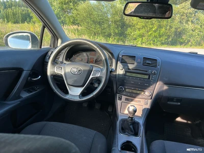 Toyota Avensis 2011, kuva 6/6
