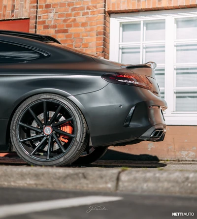 Mercedes-Benz C 63 AMG Burmester 2018, kuva 4/16