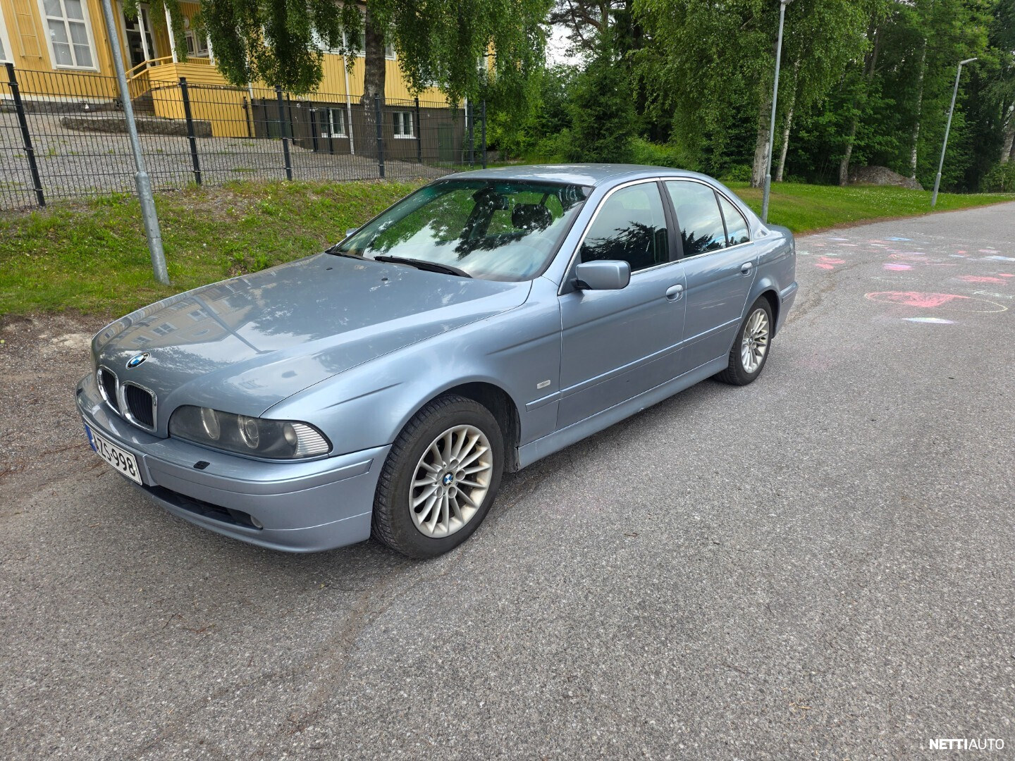 BMW 520