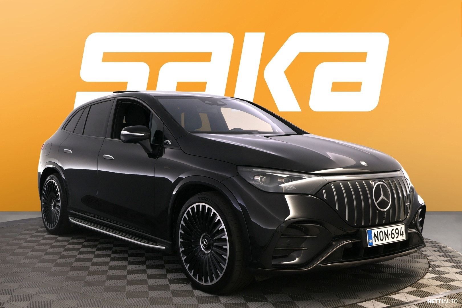 Mercedes-Benz EQE SUV