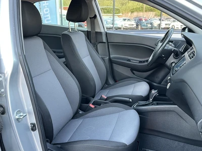 Hyundai i20 2020, photo 5/10