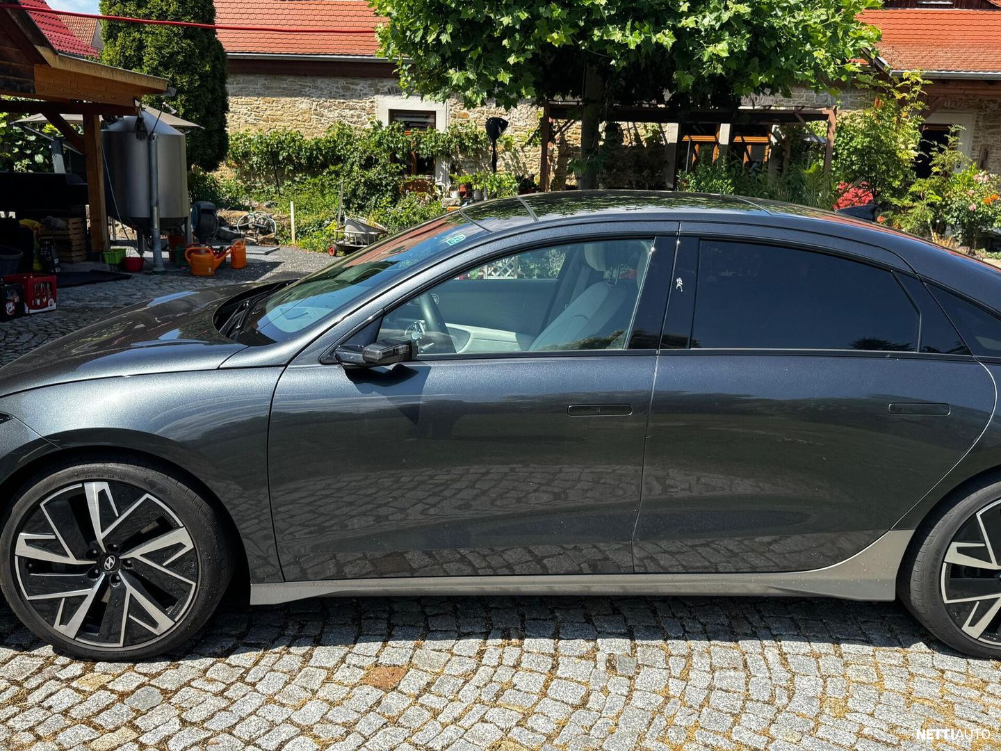 Hyundai Ioniq 6