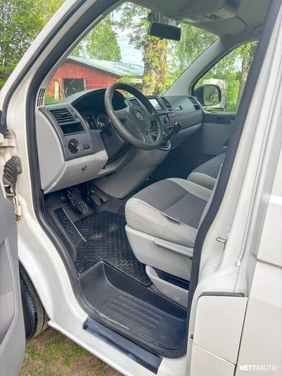 Volkswagen Transporter 2014, photo 7/11