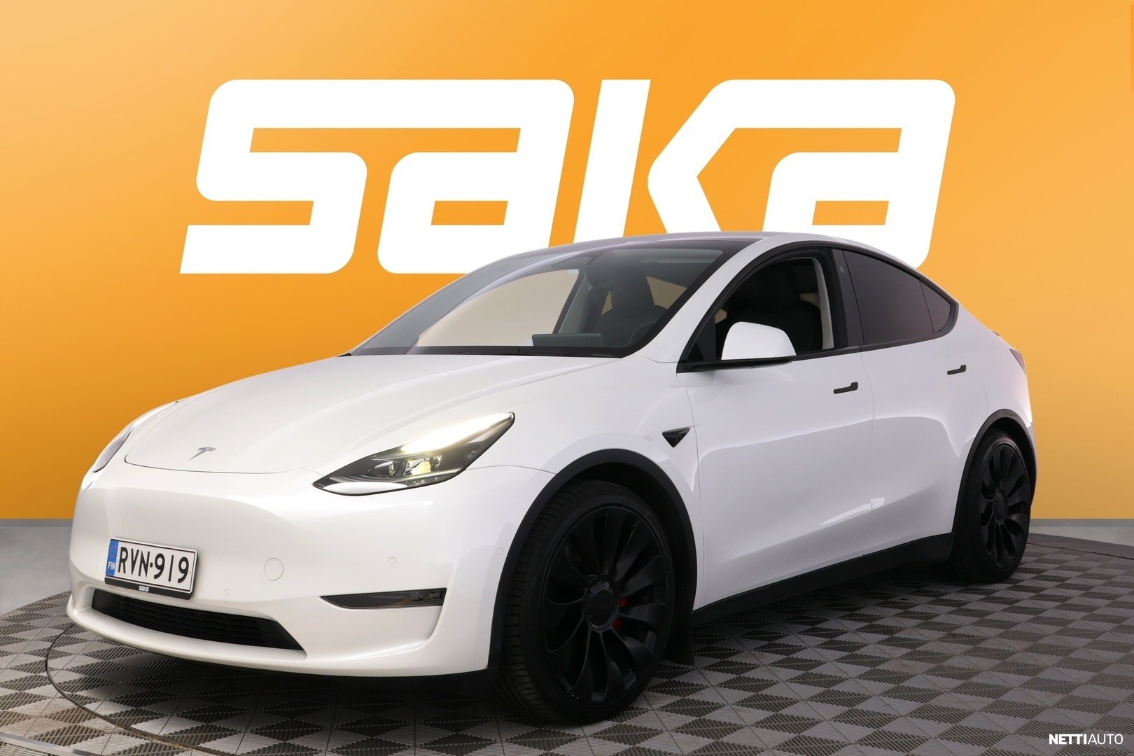 Tesla Model Y 2022, photo 4/40