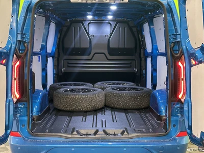 Ford Transit Custom 2026, photo 5/28