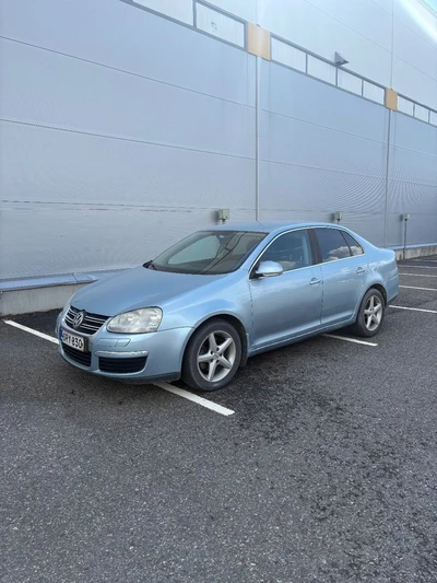Volkswagen Jetta 2007, photo 1/8