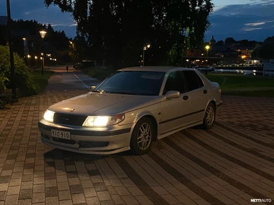 Saab 9-5 2.3t aero 2001, kuva 6/11