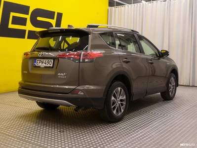 Toyota RAV4 2018, photo 3/40