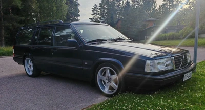 Volvo 940 2,3 T Classic SW 5d 1998, kuva 2/9