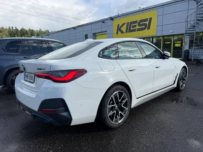 BMW i4 eDrive40 Charged Plus M Sport 2023, photo 4/11