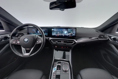 BMW i4 eDrive40 2023, kuva 7/18