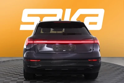Audi Q8 e-tron 55 e-tron quattro 2024, photo 7/31