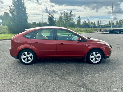 Ford Focus 2006, photo 7/16