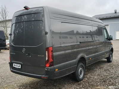 Mercedes-Benz Sprinter 2026, photo 4/9