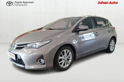 Toyota Auris 1,4 D-4D DPF Active 5ov 2013, kuva 1/23