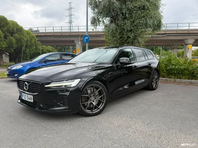 Volvo V60 T8 TwE AWD R-Design aut 2021, kuva 3/10