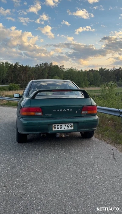 Subaru Impreza 1997, kuva 2/3