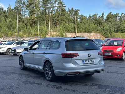 Volkswagen Passat 2021, photo 3/10