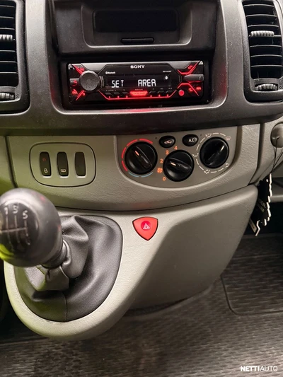 Renault Trafic 2005, photo 7/13