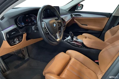 BMW 530 2022, photo 6/17