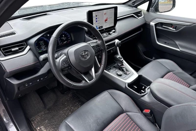 Toyota RAV4 Plug-In 2024, kuva 3/10