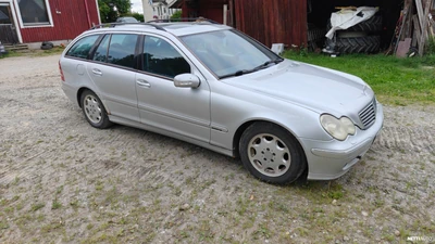 Mercedes-Benz C 2002, photo 4/12