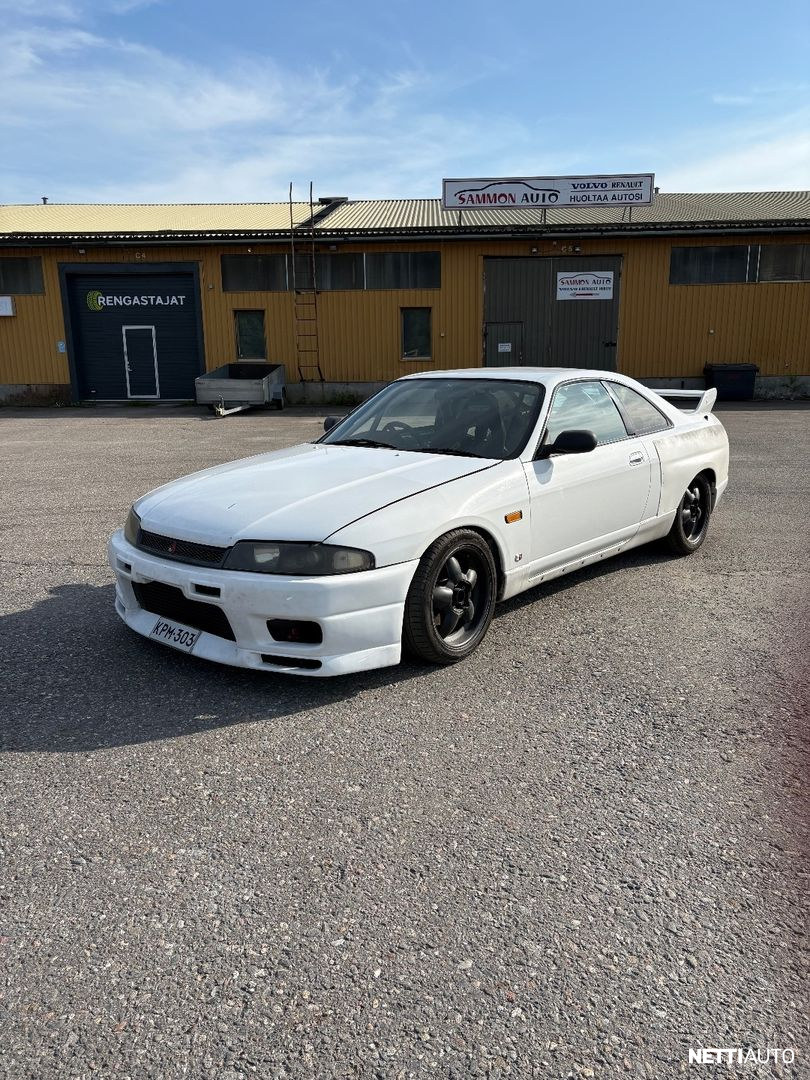 Nissan Skyline