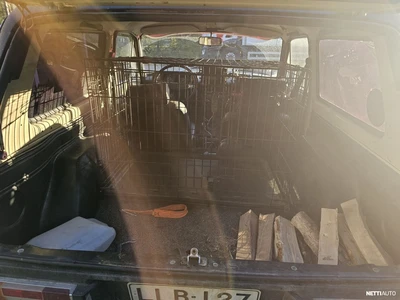 Lada Niva 1989, kuva 7/13