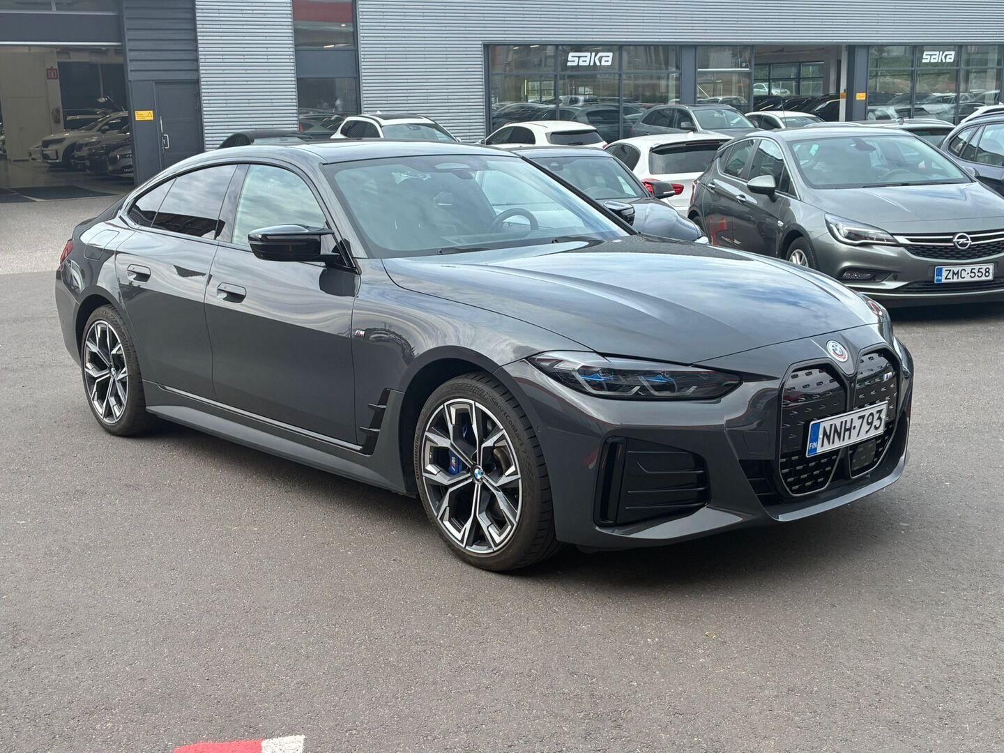BMW i4 M50