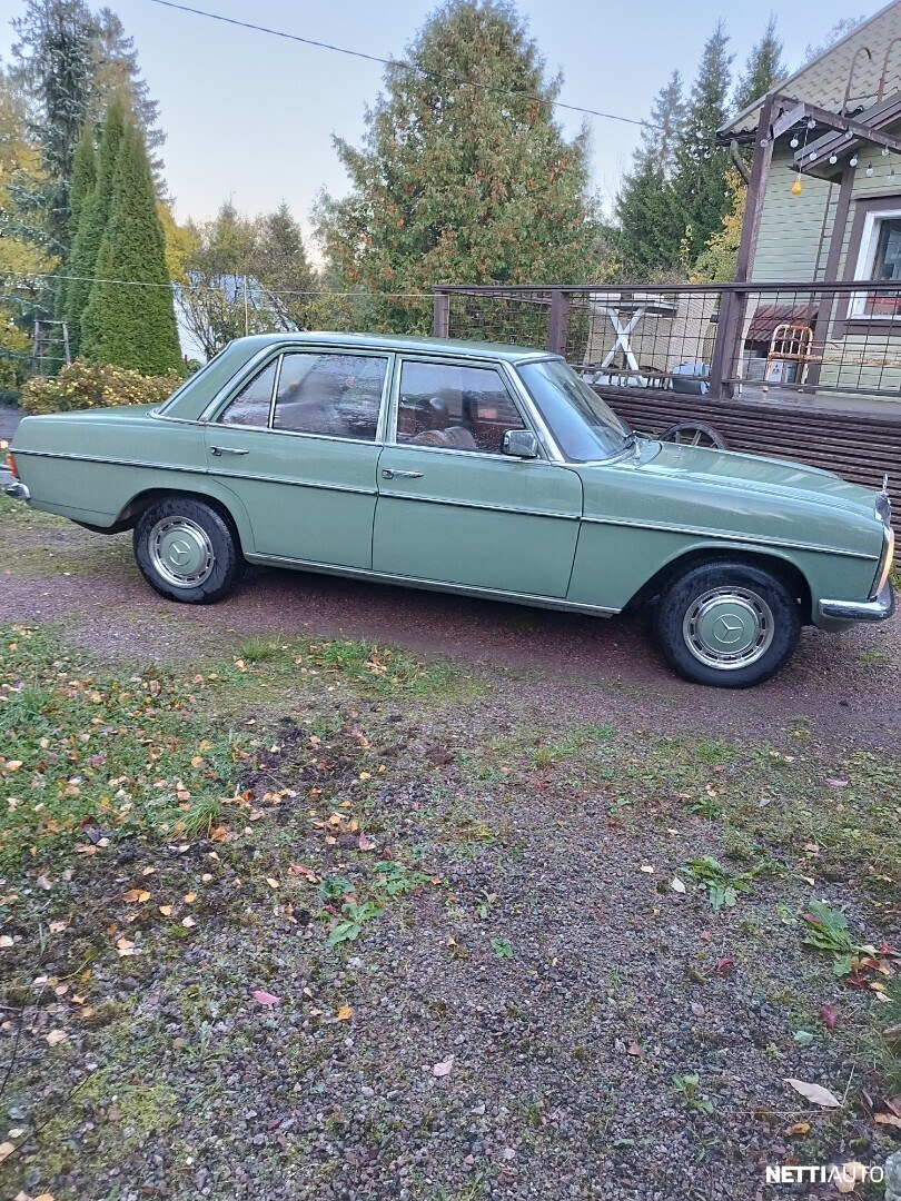 Mercedes-Benz 115