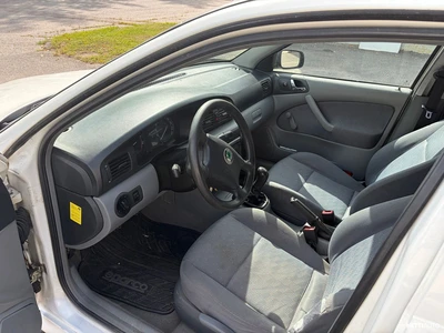 Skoda Octavia 2002, kuva 4/4