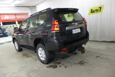 Toyota Land Cruiser 2023, kuva 3/25