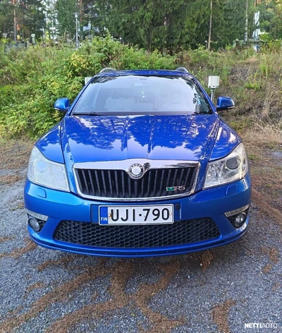 Skoda Octavia 2010, photo 2/11