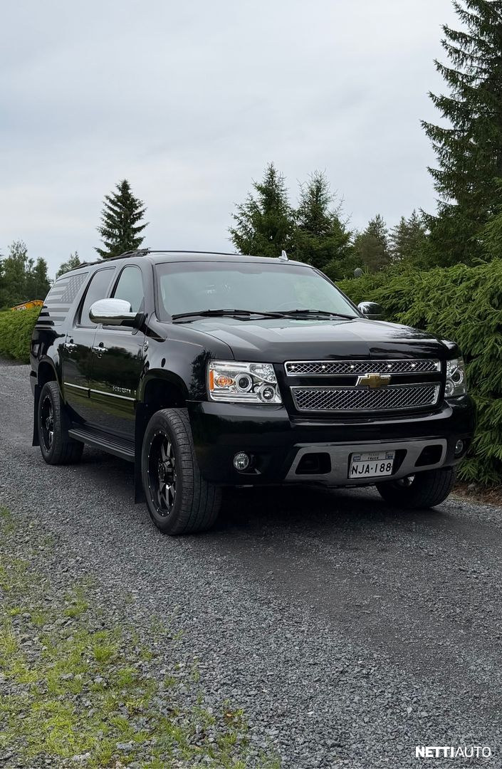 Chevrolet Suburban