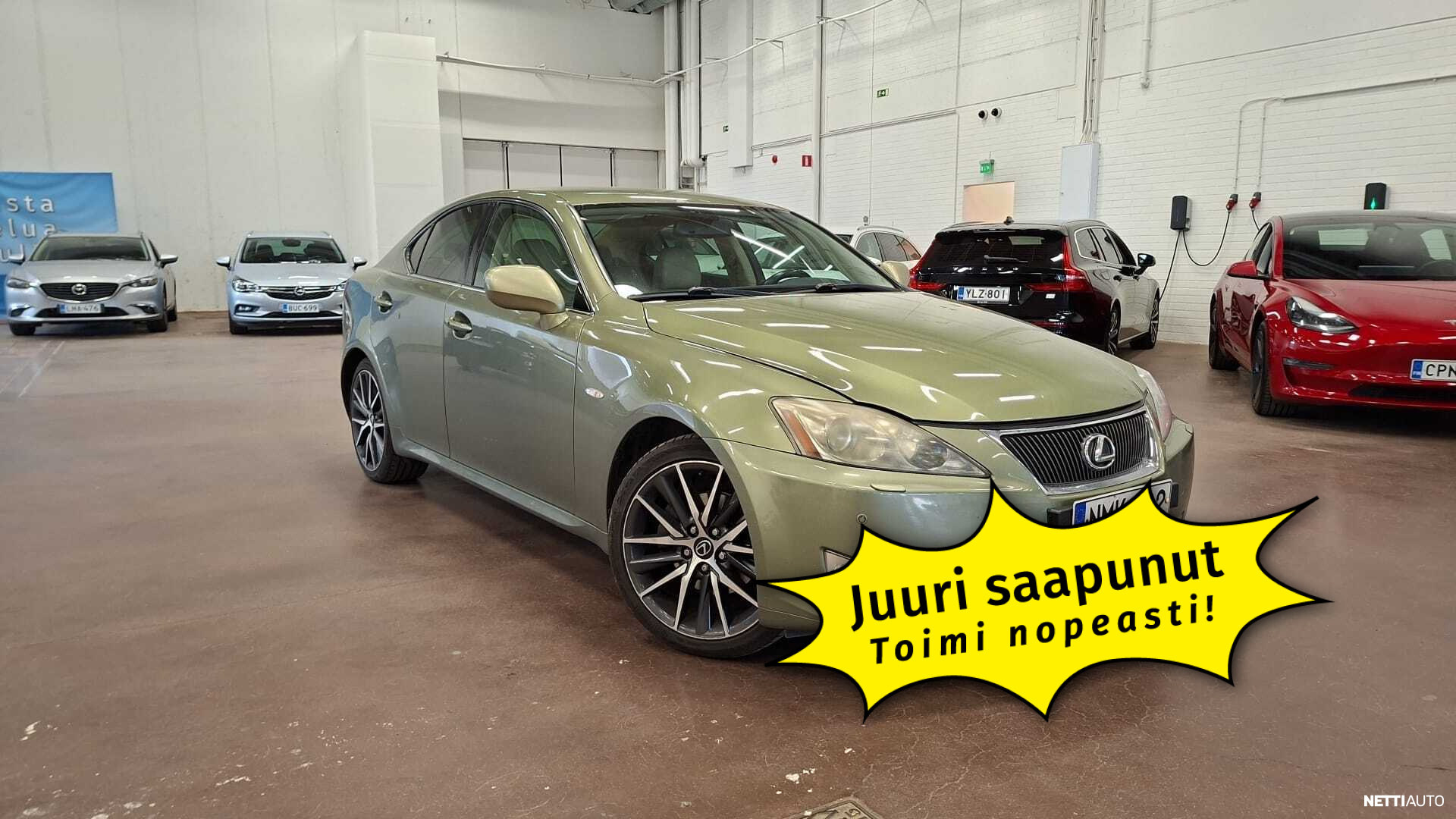 Lexus IS