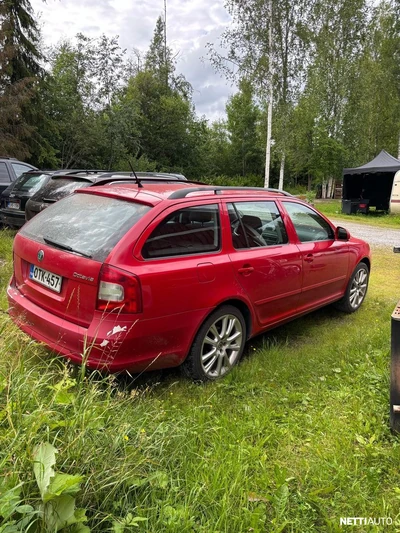 Skoda Octavia Combi 1,2 TSI Ambiente 2012, photo 6/9