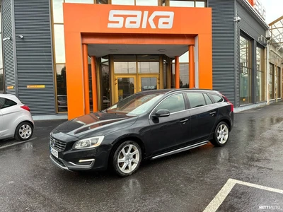 Volvo V60 V60 Farmari (AC) 4ov 2400cm3 A 2013, photo 1/5