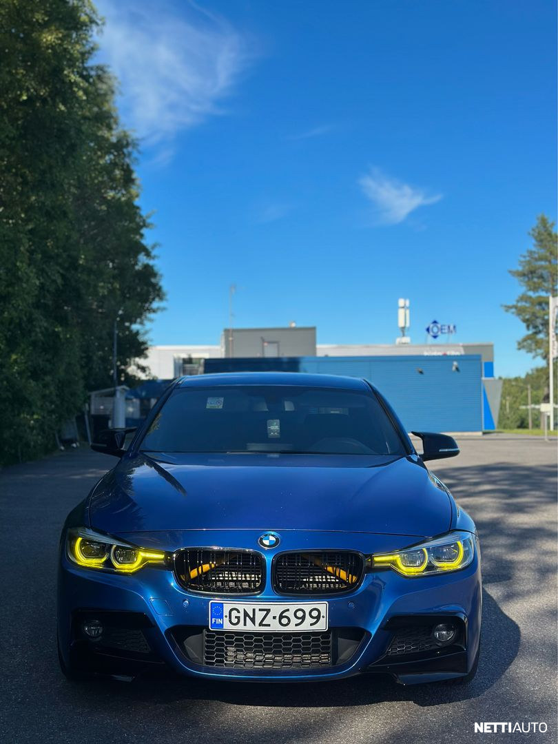 BMW 330