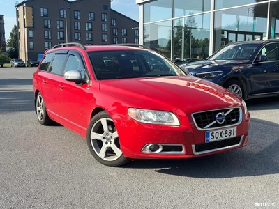 Volvo V70 2,5FT R-Design 2010, photo 1/9