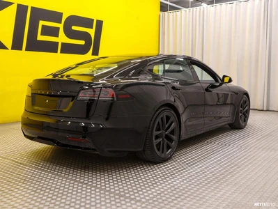 Tesla Model S Long Range AWD 2023, photo 2/59