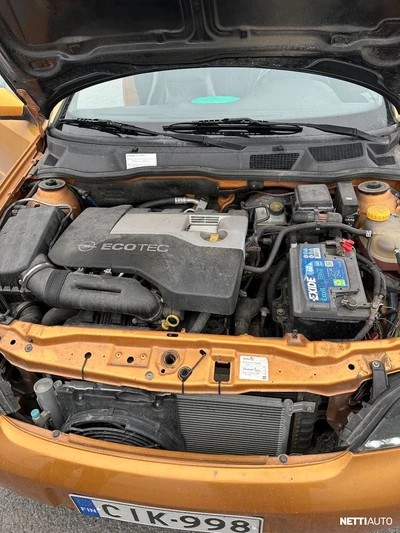 Opel Astra Bertone 2001, photo 7/17