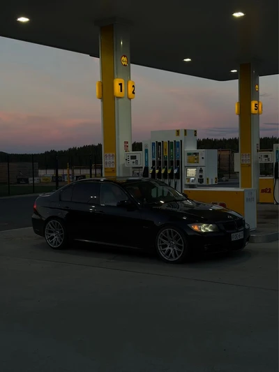 BMW 330 2007, kuva 6/6