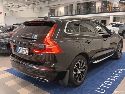 Volvo XC60 2019, photo 2/5