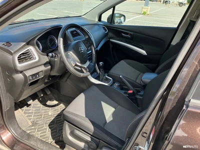 Suzuki SX4 S-Cross 1,6 VVT 4WD GL+ 5MT 2013, photo 6/6