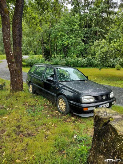 Volkswagen Golf 1,6 5d 1997, kuva 1/7