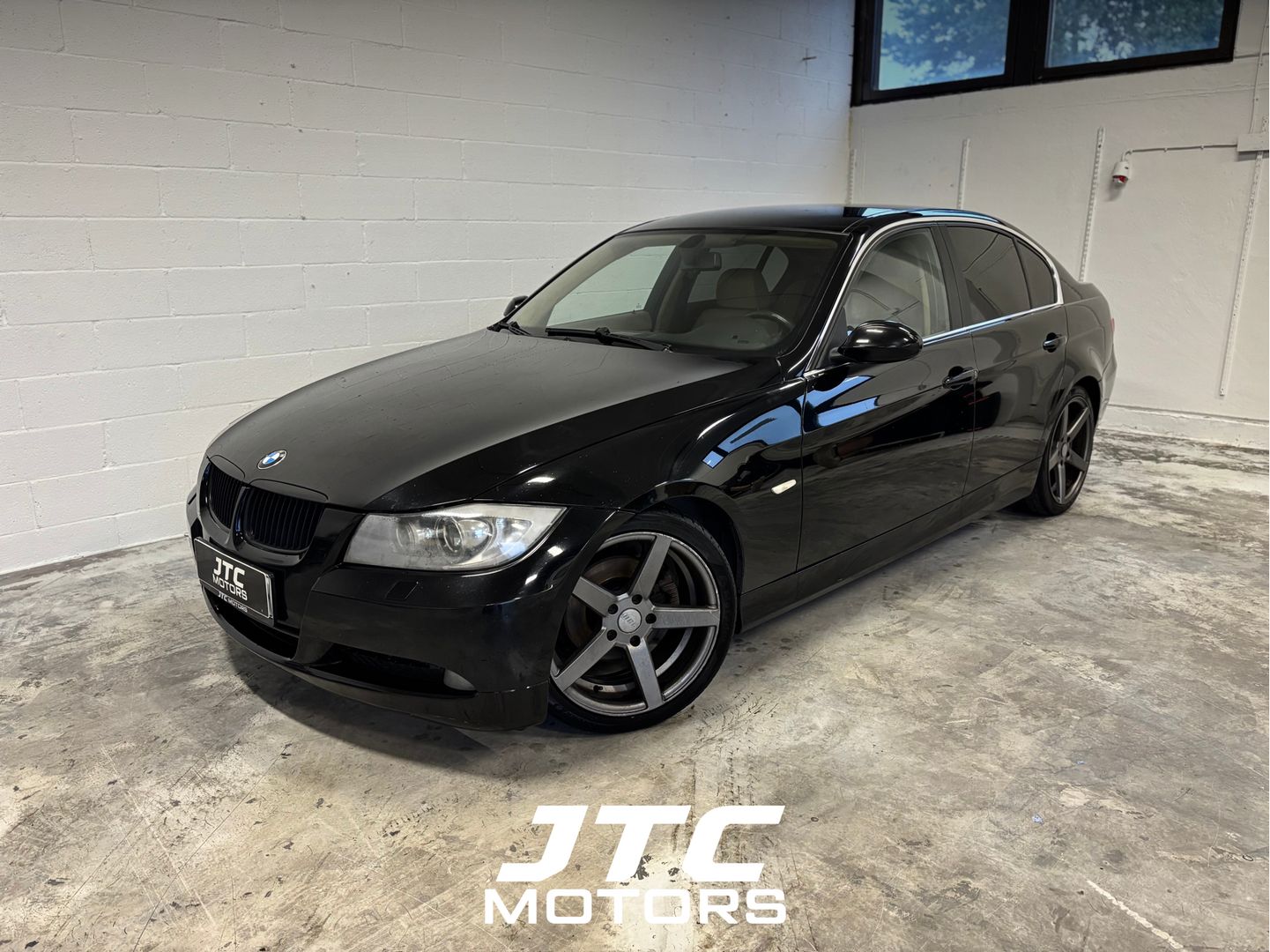 BMW 325