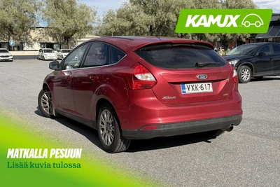 Ford Focus 2014, photo 2/7
